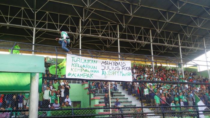 Mahyono Dan Julius Raja Disuruh Mundur, Pengurus PSMS Medan Mendadak Batalkan Temu Pers