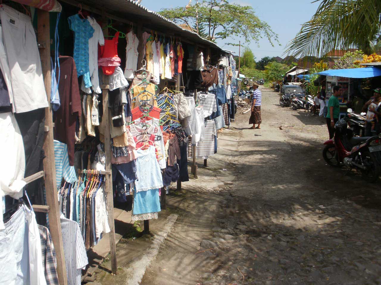 Tim Labfor Periksa Lokasi Kebakaran, Disperindag Sumut Perketat Pasar Pakaian Bekas