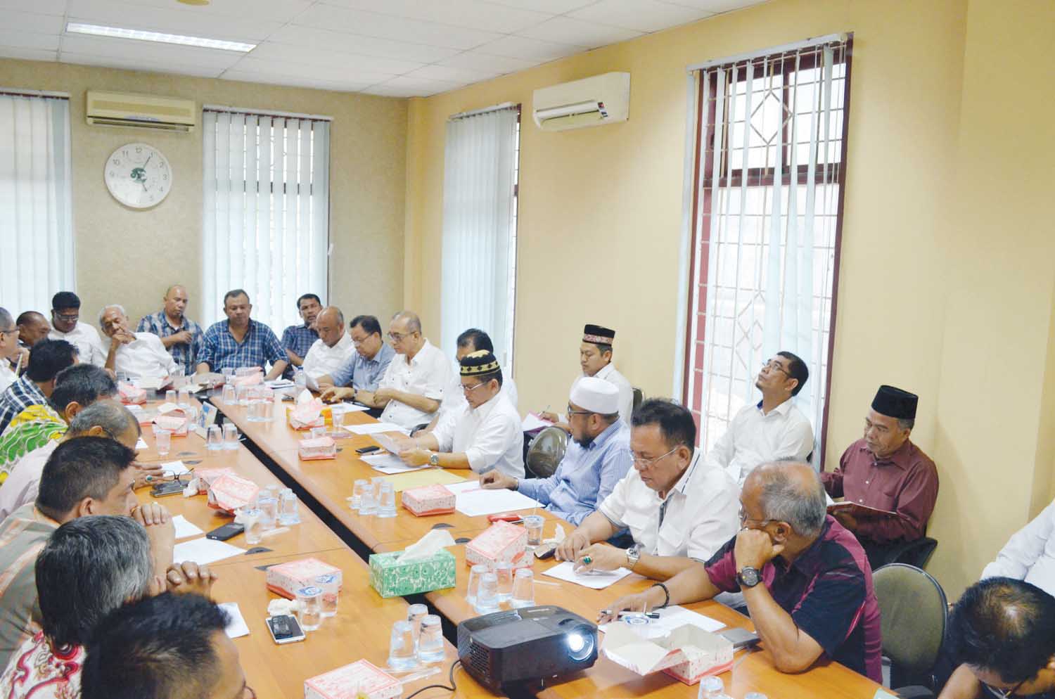 Pengurus BKM Masjid Agung Bahas Visi-Misi
