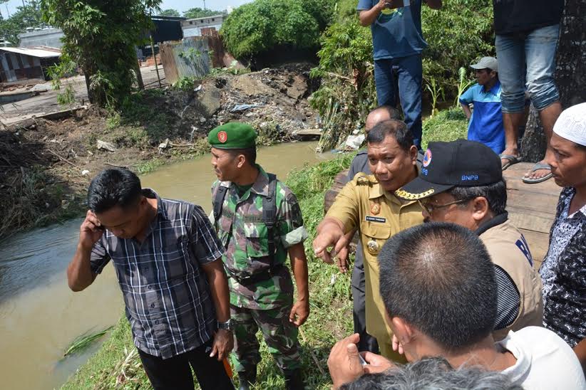 Bupati Ashari Tambunan Tinjau Lokasi Banjir di Sunggal