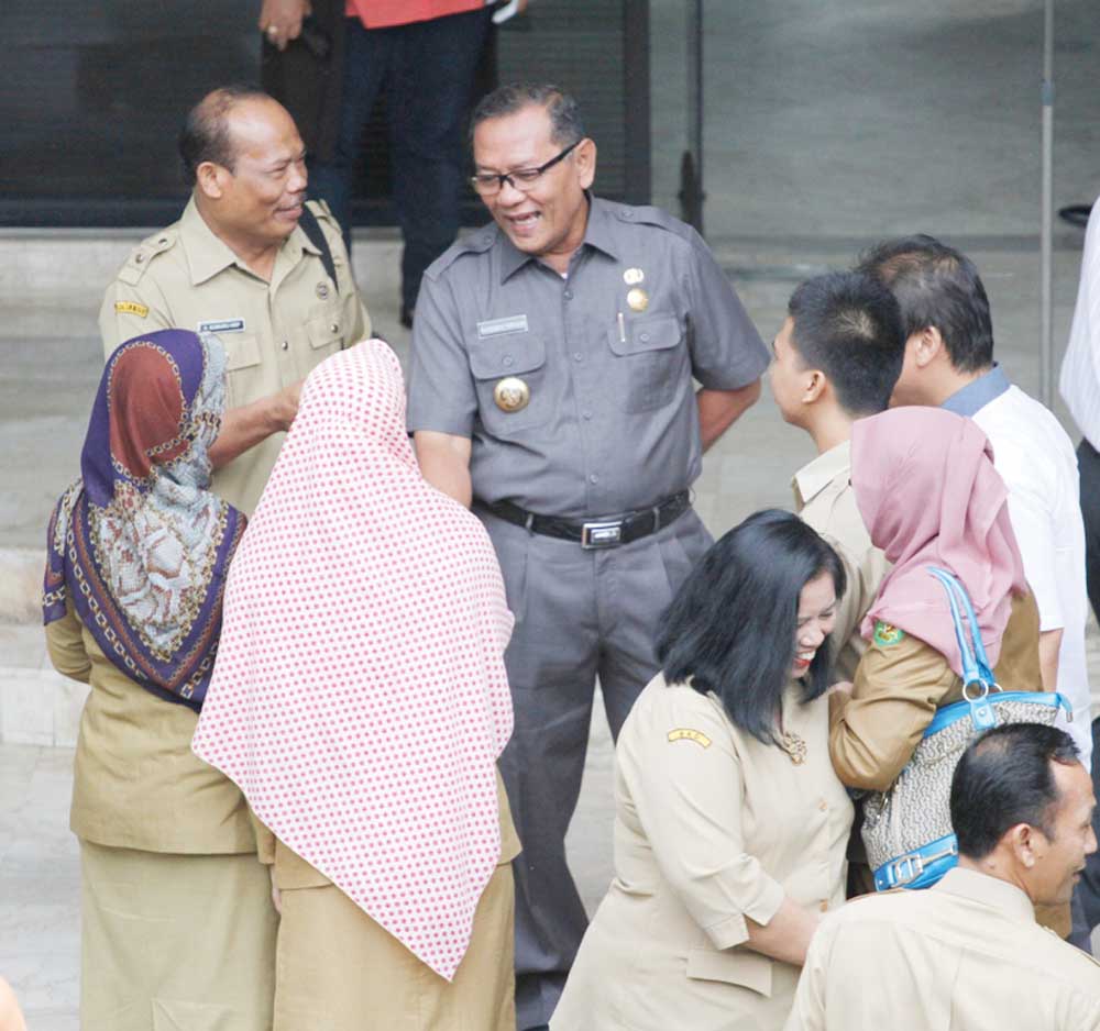 Randiman Pamit, Matanyapun Berkaca-kaca Pertahankan Kekompakan Selama Bekerja