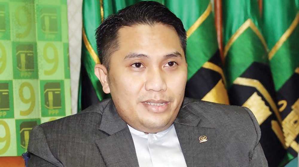 PPP tak Bisa Pecat Ivan Haz