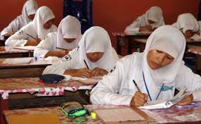 28 Sekolah SMA/MA/SMK Paket C  Tapsel Ikuti  UN