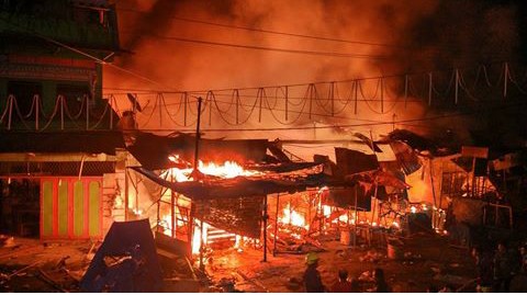 Pajak Monja Melati Membara 6 Kios dan Puluhan Lapak PKL Terbakar