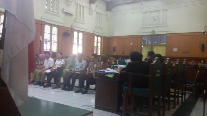 8 Saksi Dihadirkan Dalam Kasus Eddy Syofian, Berkas Penerima Dana Hibah Tanpa Tanggal
