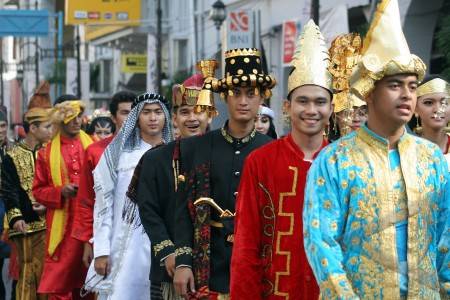 Bupati Soekirman Minta Lembaga Adat Hidupkan Budaya Daerah