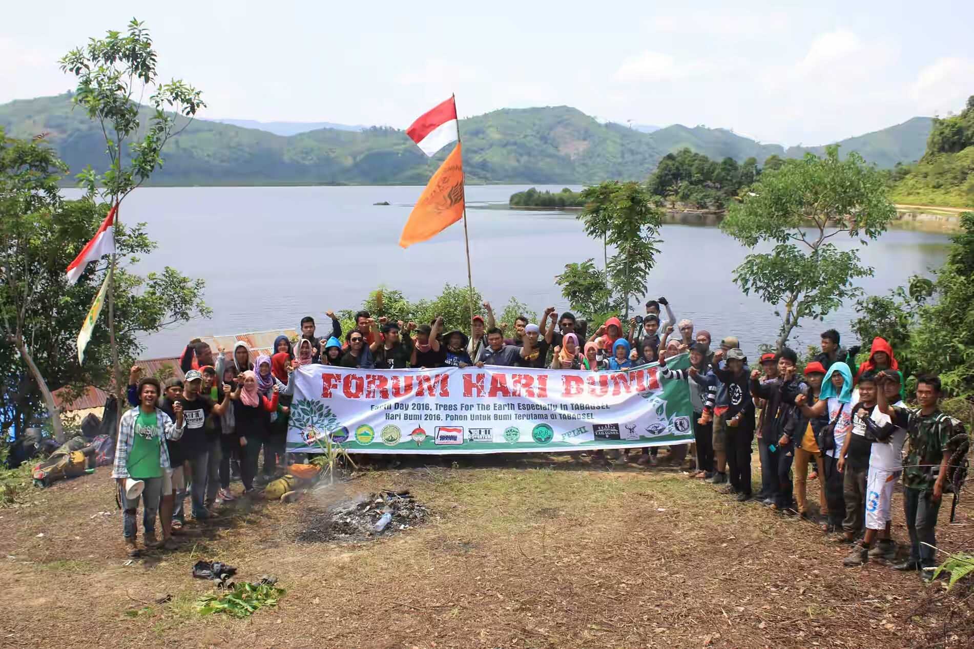 14 Lembaga Pecinta Alam Jalin Keakraban di Hari Bumi