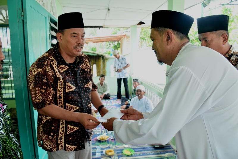 Peletakan Batu Pertama Pembangunan Masjid AR Rahmad
