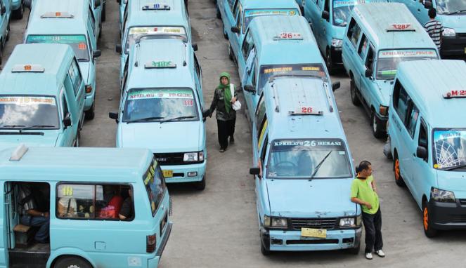 Rapat Pembahasan Ranperda Penyelenggaraan Lalin Angkutan Jalan Pansus Lalin Rekomendasikan Penindakan Tegas