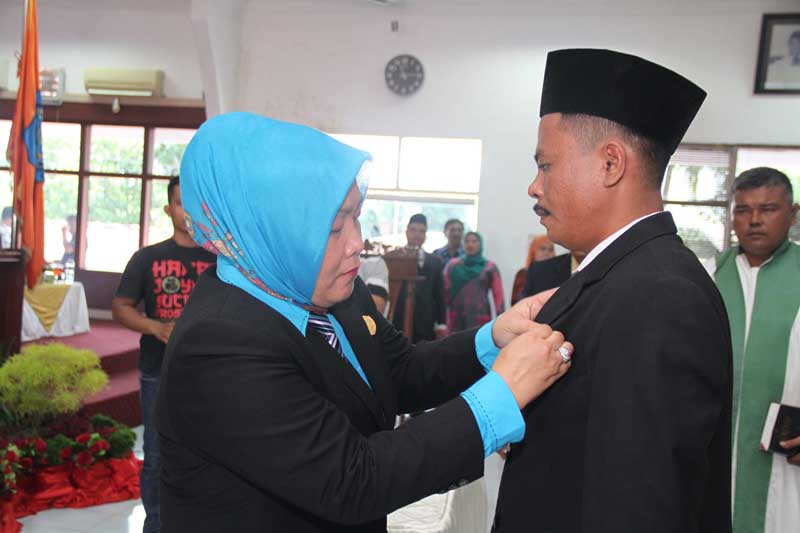 Milter Sinaga Dilantik Jadi Anggota DPRD Labuhanbatu