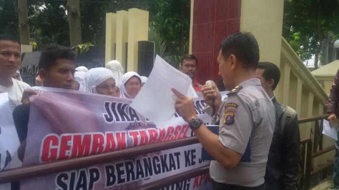 Usut Segera Korupsi Sekda Padang Sidempuan