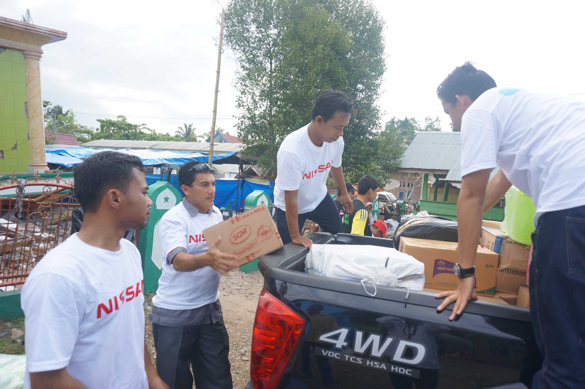Karyawan Nissan lakukan volunteering â€˜Peduli Gempa Acehâ€™