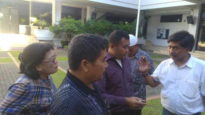 Pedagang Pasar Aksara Menolak Dipindah ke Eks RS Martondi