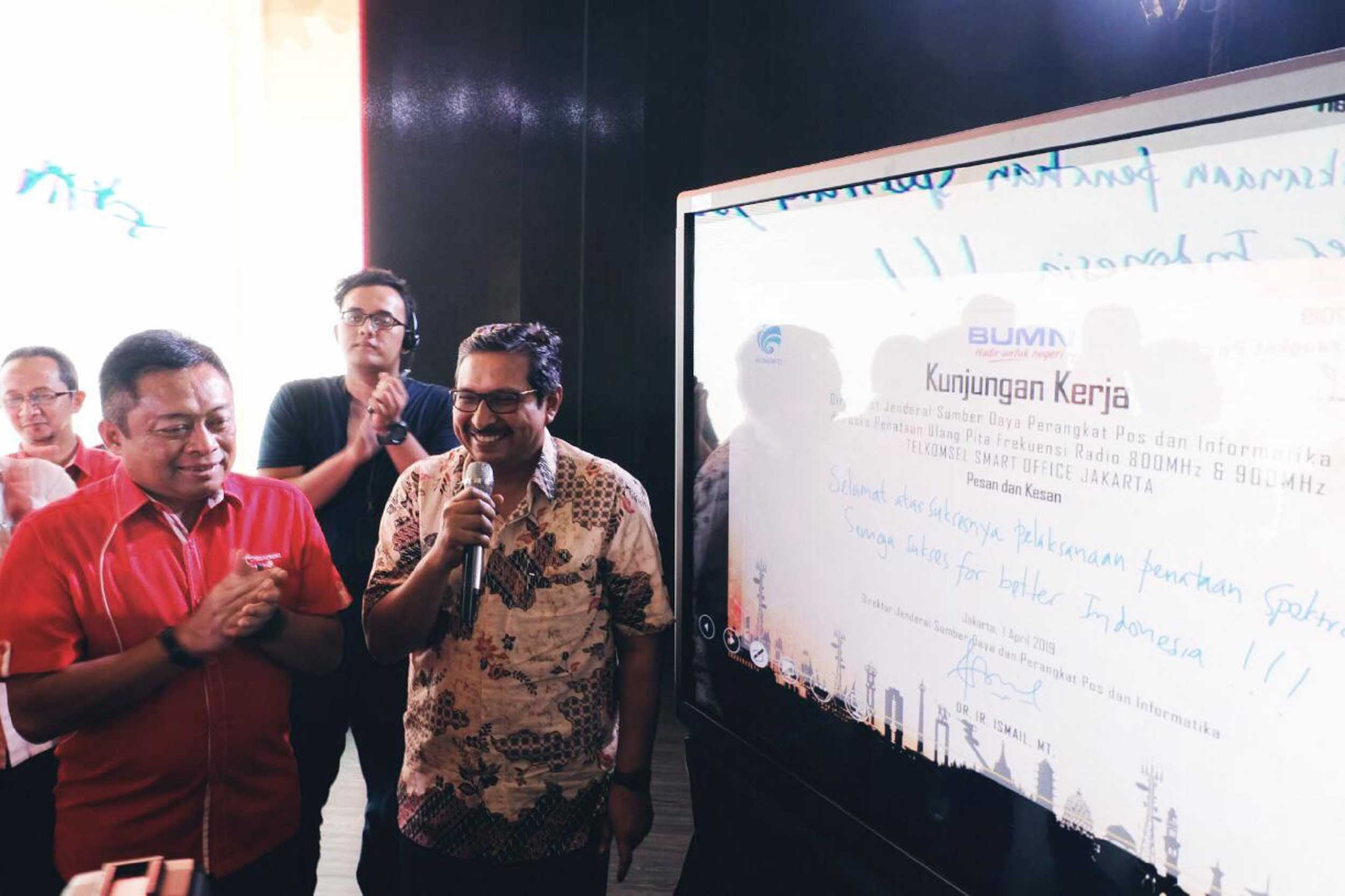 Telkomsel Rampungkan Penataan Ulang Pita FrekuensiÂ 800 MHz dan 900 MHz