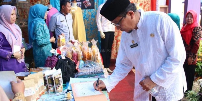 Sekda Hadiri Pembukaan Jambore Kader PKK Berprestasi Tingkat Provinsi dan Gelar TTG di Batusangkar