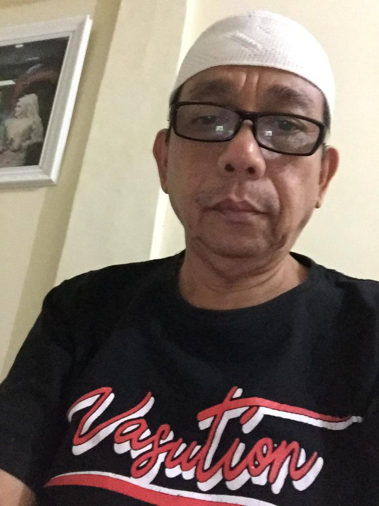 Direktur PECI Indonesia : 