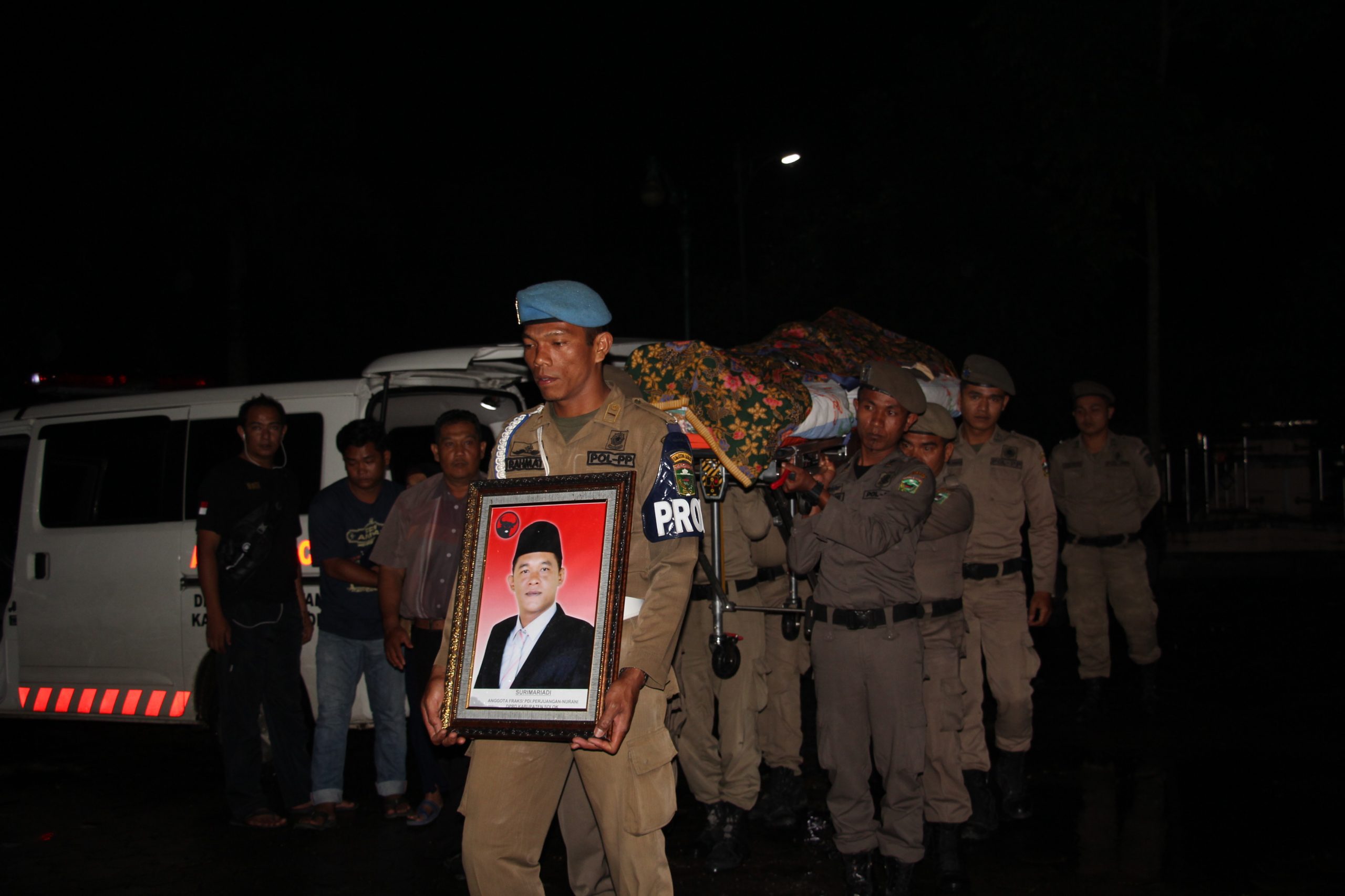 Bupati Solok Serahkan Jenazah Surimariadi Anggota DPRDÂ 