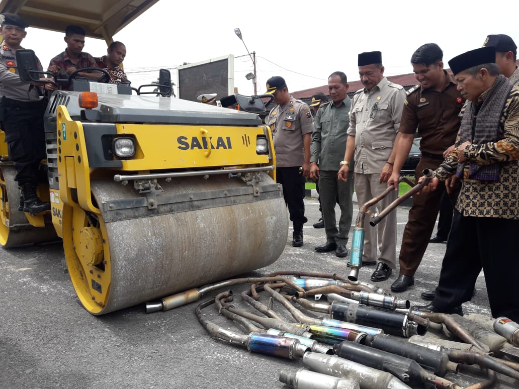 Polres solok Musnahkan Barbut Pelanggaran Lalin