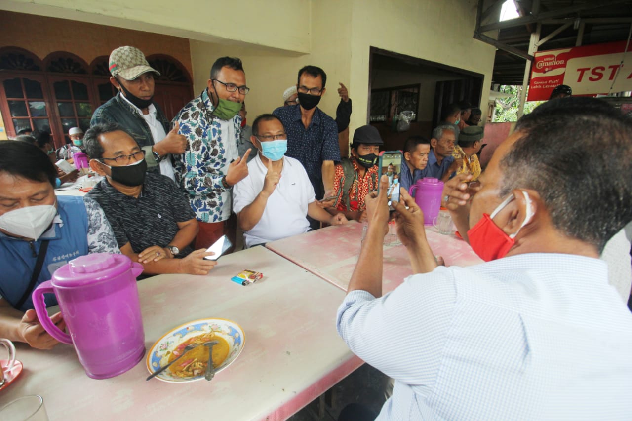 Akhyar Peduli UMKM , Siapkan Pusat Oleh-oleh Khas Medan, Nongkrong Bersama Warga di TST