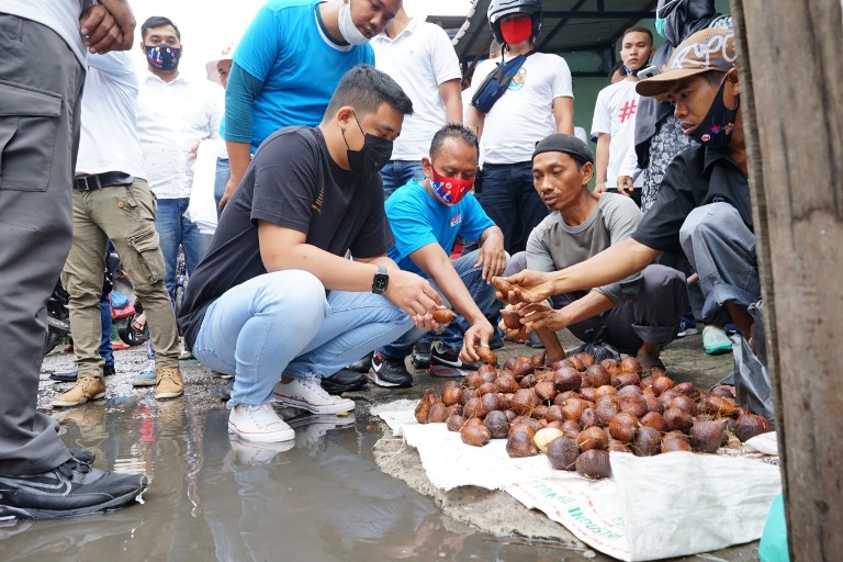 Jangan Lupakan Kami, Pedagang Doakan Bobby Jadi Walikota Medan