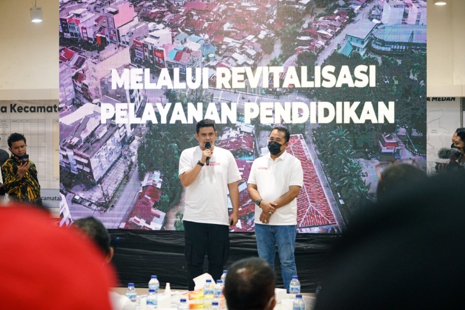 Unggul Hitung Cepat, Bobby Nasution Bertelepon dengan Jokowi, Ini Katanya