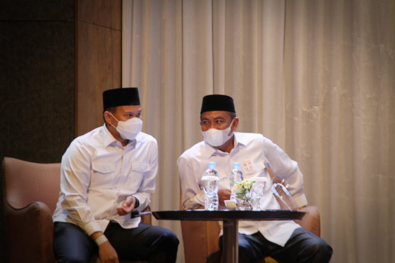 Segmen 5 Debat Pilkada Sergai, Tanggapan Soekirman Gak Nyambung