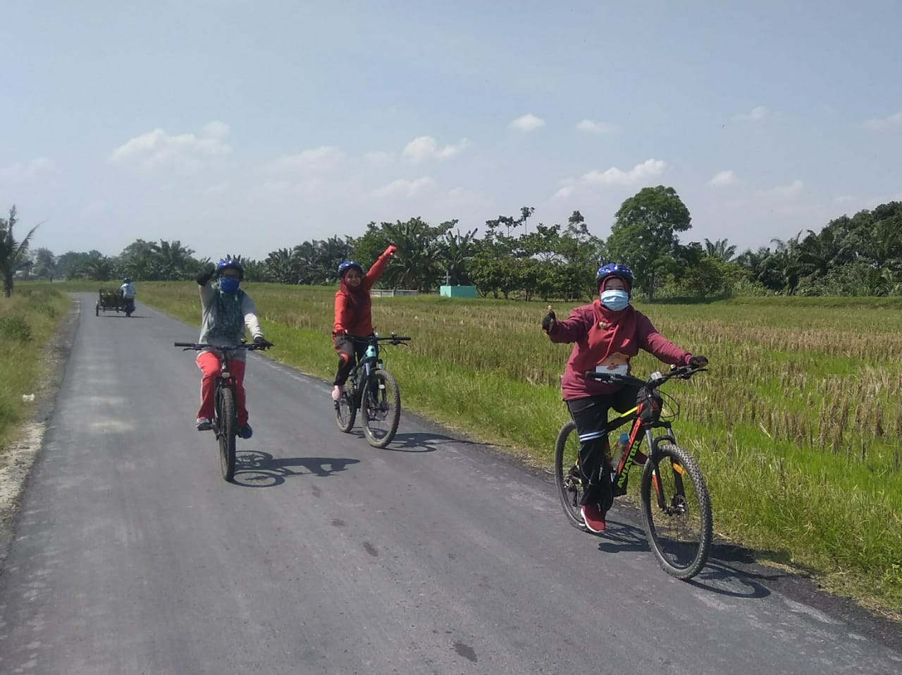 Tiga Kartini desa Binjai Bakung rutin jaga kebugaran