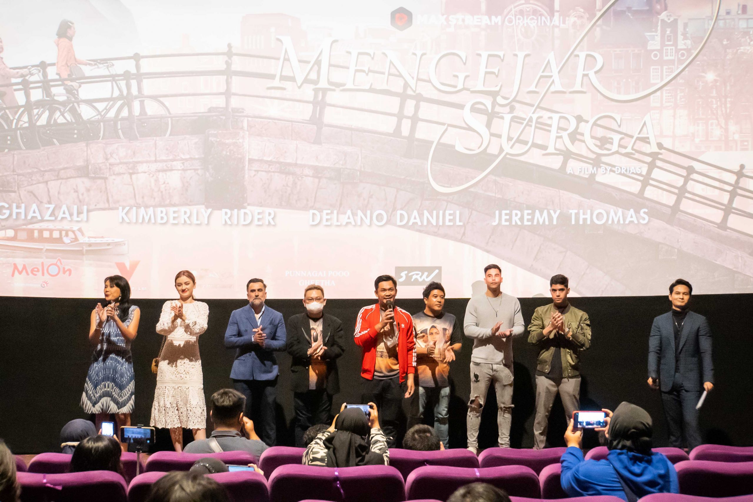 MAXstream Rilis â€œMengejar Surgaâ€, Film Orisinal Tentang Perjuangan Seorang Anak untuk Menemukan Ayah Kandung yang Dirindukan