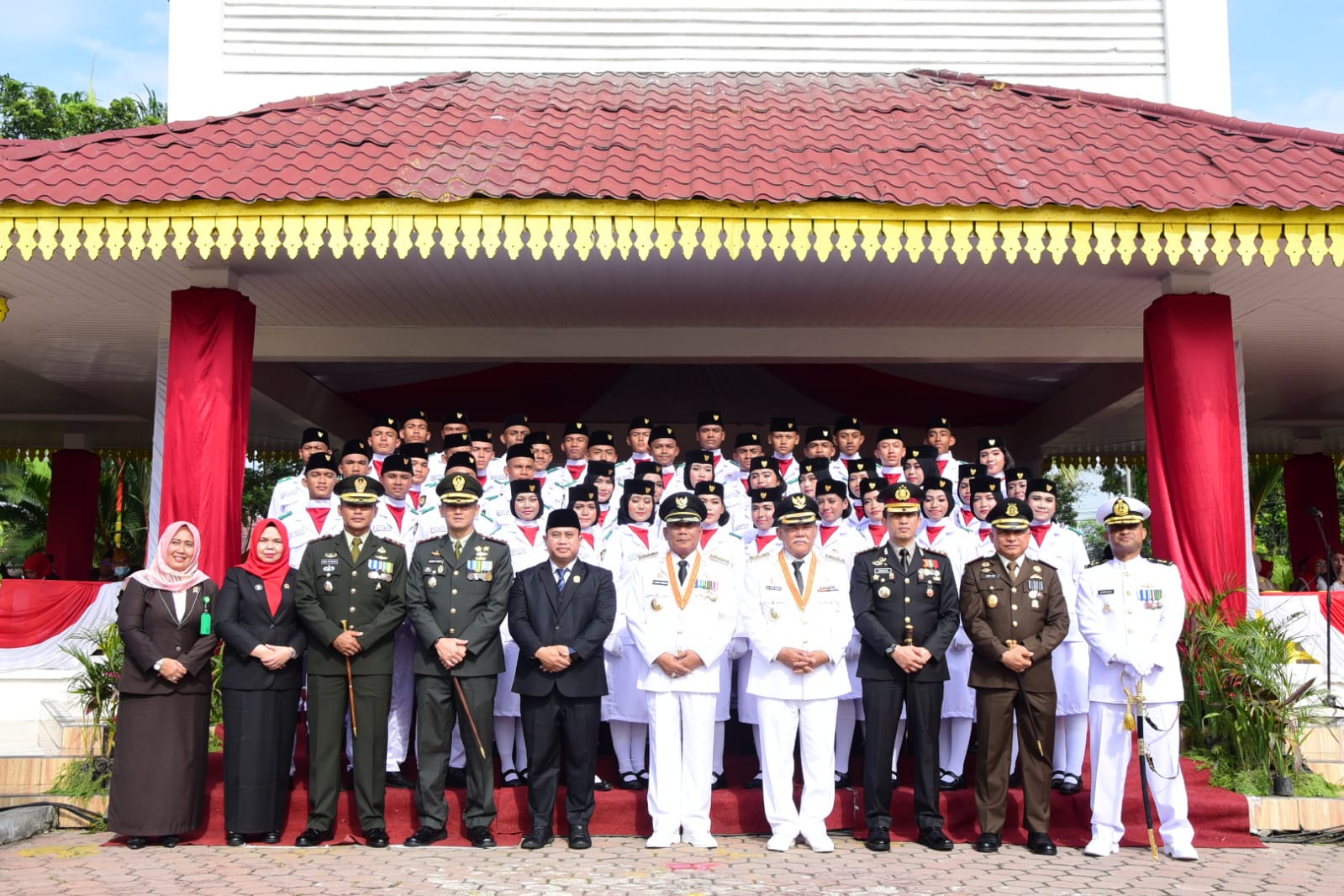 Peringatan HUT Kemerdekaan ke-77 RI Berlangsung Khidmat  Bupati: Pulih Lebih Cepat, Ketika Bangkit, Maka Akan Lebih Kuat