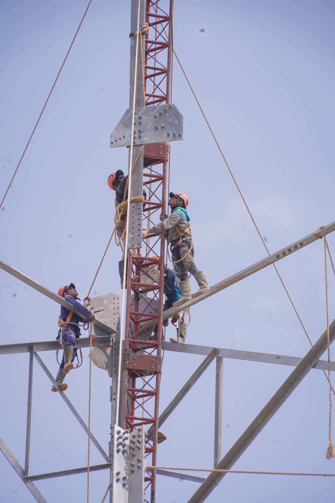Percepat Kebangkitan Ekonomi, PLN Siapkan Tol Listrik di Pulau Sumatera
