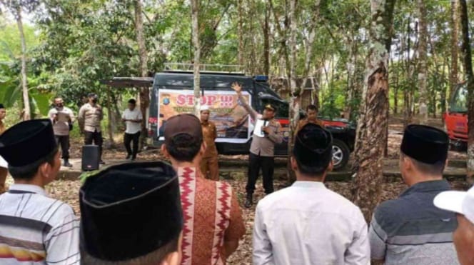 Polres Bersama Pemkab Palas Menggelar Sosialisasi Pencegahan Bencana Karhutla di Kecamatan Ulu Barumun