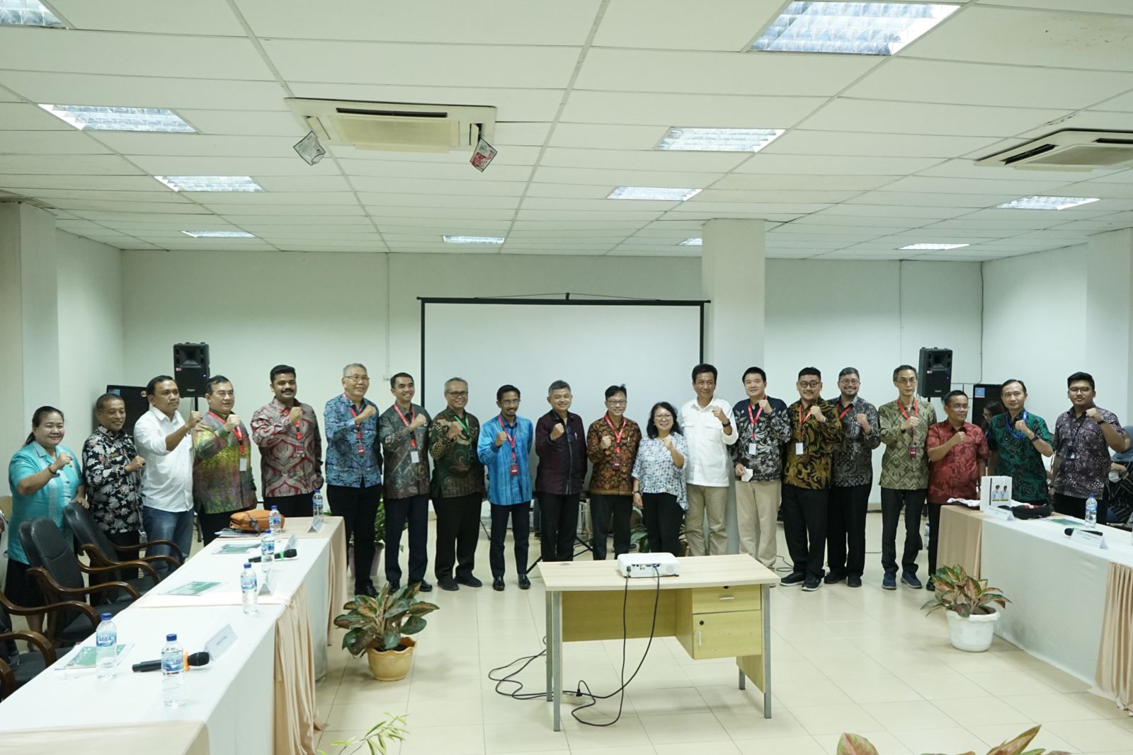 Asisten Pemerintahan Hadiri Site Visit ke lokasi Industri Sei Mangkei