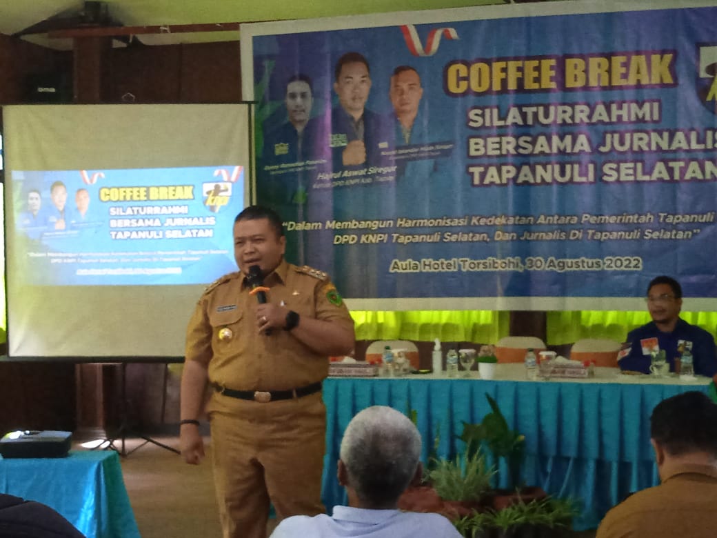 Dihadapan Ratusan Wartawan, Bupati Tapsel Mengaku Paling Banyak Simpan Nomor HP Jurnalis