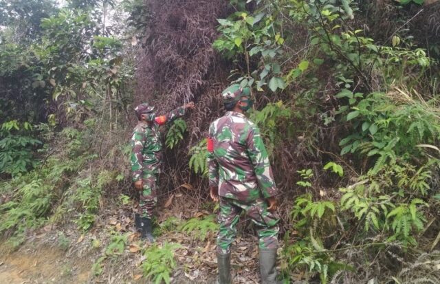 Bhabinkamtimas Polsek Air Batu Polres Asahan Briptu Eko Prayogi SH Sosialisasi Karhutla di Desa Sei Kamah II