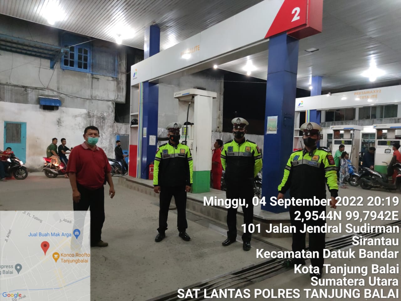 Antisipasi Kelangkaan BBM di Wilkum Polres Tanjung Balai, Personil Satlantas Laksanakan Patroli dan Pengaturan Lalin di SPBU