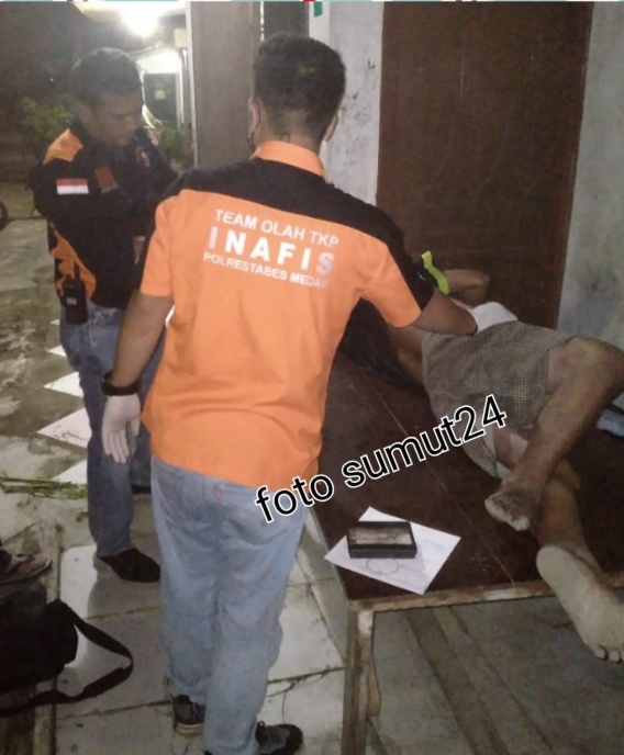 Seorang Pria Tua Ditemukan Meninggal Dunia Didepan Ruko di Jalan Selambo Raya Desa Amplas