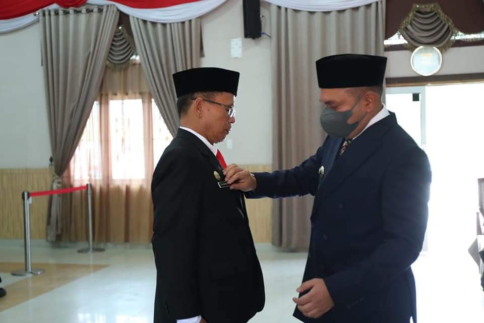 Bupati Pakpak Bharat Lantik Jalan Berutu Jadi Sekretaris Daerah