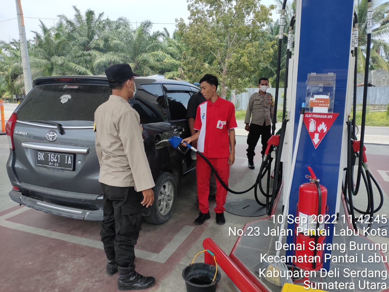 Pastikan BBM di SPBU Berjalan Lancar, Polsek Pantai Labu Laksanakan Patroli Dan Monitoring