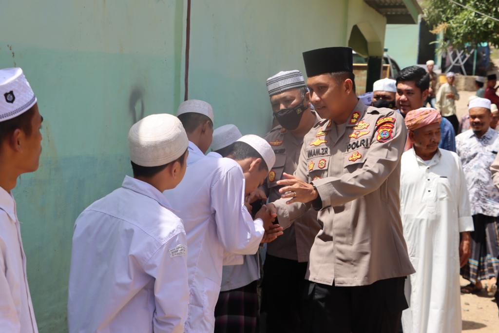 Terkenang Pernah Jadi Santri, Kapolres Tapsel Tergerak Bantu Pondok Pesantren yang Terbakar di Paluta