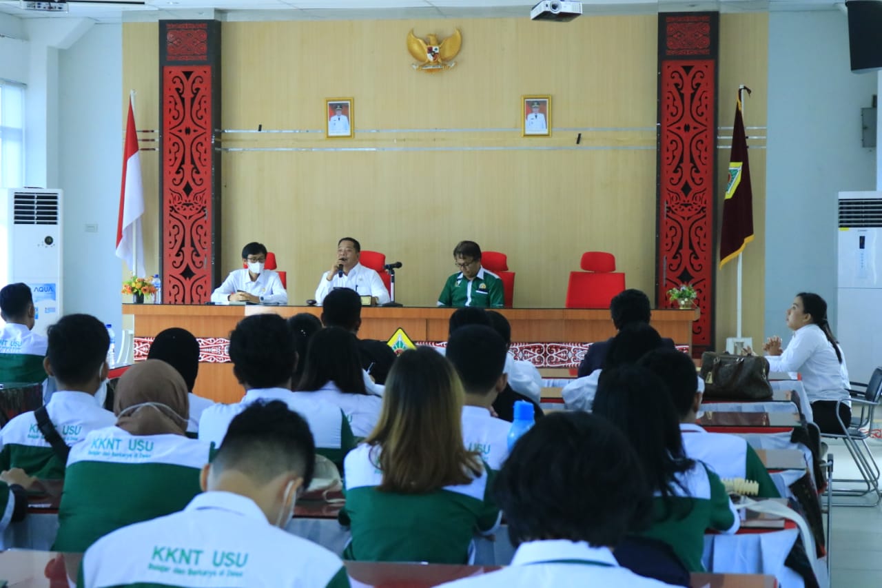 CEGAH PERSAINGAN USAHA TIDAK SEHAT DAN MONOPOLI, BUPATI SAMOSIR INGATKAN APARATURNYA UNTUK BEKERJA SESUAI ATURAN