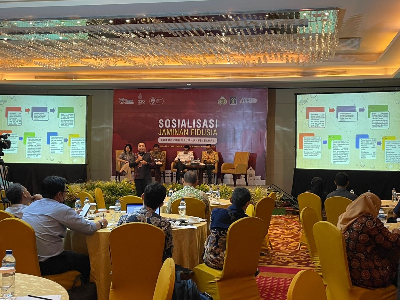 OJK Sosialisasi Jaminan Fidusia pada Perusahaan Pembiayaan Pasca Putusan MK Nomor 2/PUU-XIX/2021