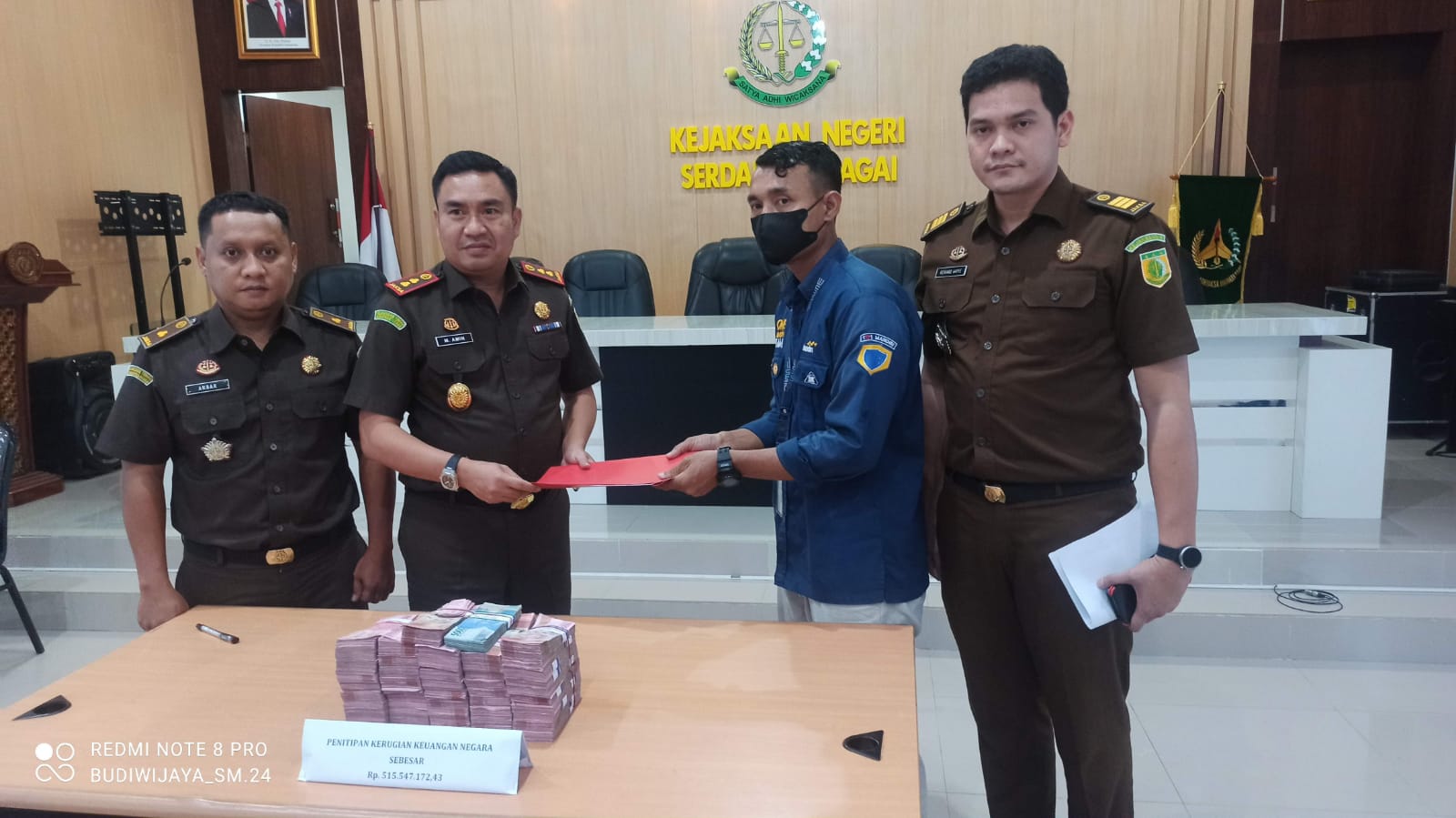 Kejari Sergai Terima Pengembalian Uang Kerugian Negara Dari Kasus Korupsi Pembangunan Jalan Matapao - Sialang Buah