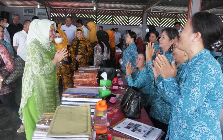 Nawal Lubis Ingatkan Transparansi Pengelolaan Anggaran PKK