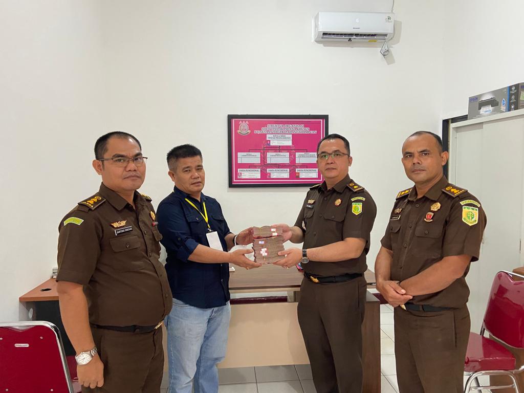 Kejari Padang Sidempuan Terima Dana Titipan Hasil Pemeriksaan Dugaan Korupsi Dari Kontraktor CV JPL Proyek Di SMK Negeri 2