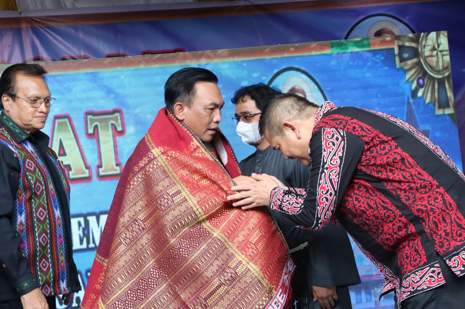 Perayaan Ekaristi dan Pembangunan Aula Gereja Khatolik Paroki St Antonius Padua, Kapolda Sumut: Selamat Natal 2022