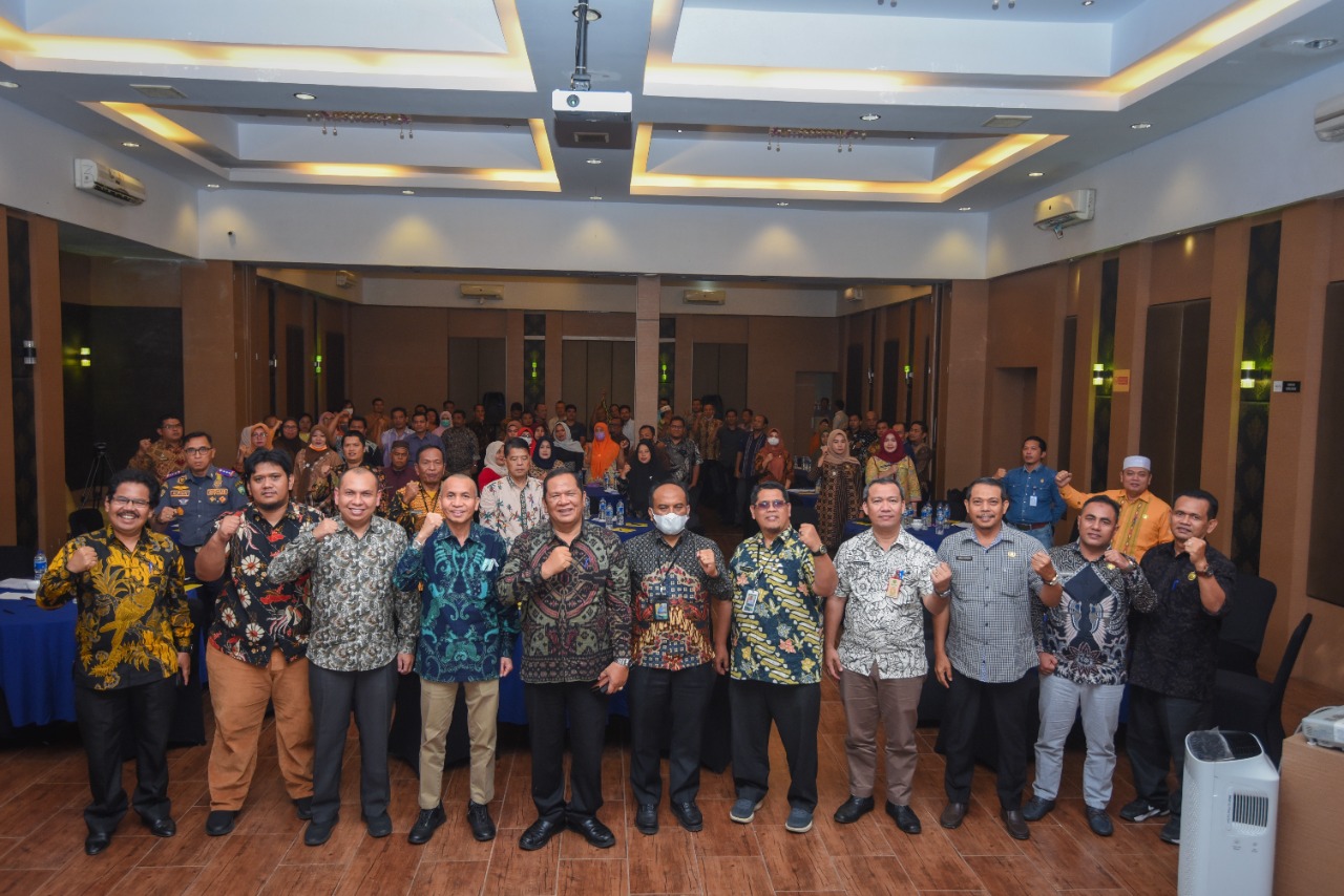 Wali Kota Padang Sidempuan Irsan Efendi Nasution Buka Forum Diskusi dan Manajemen Kontrak Barang dan Jasa