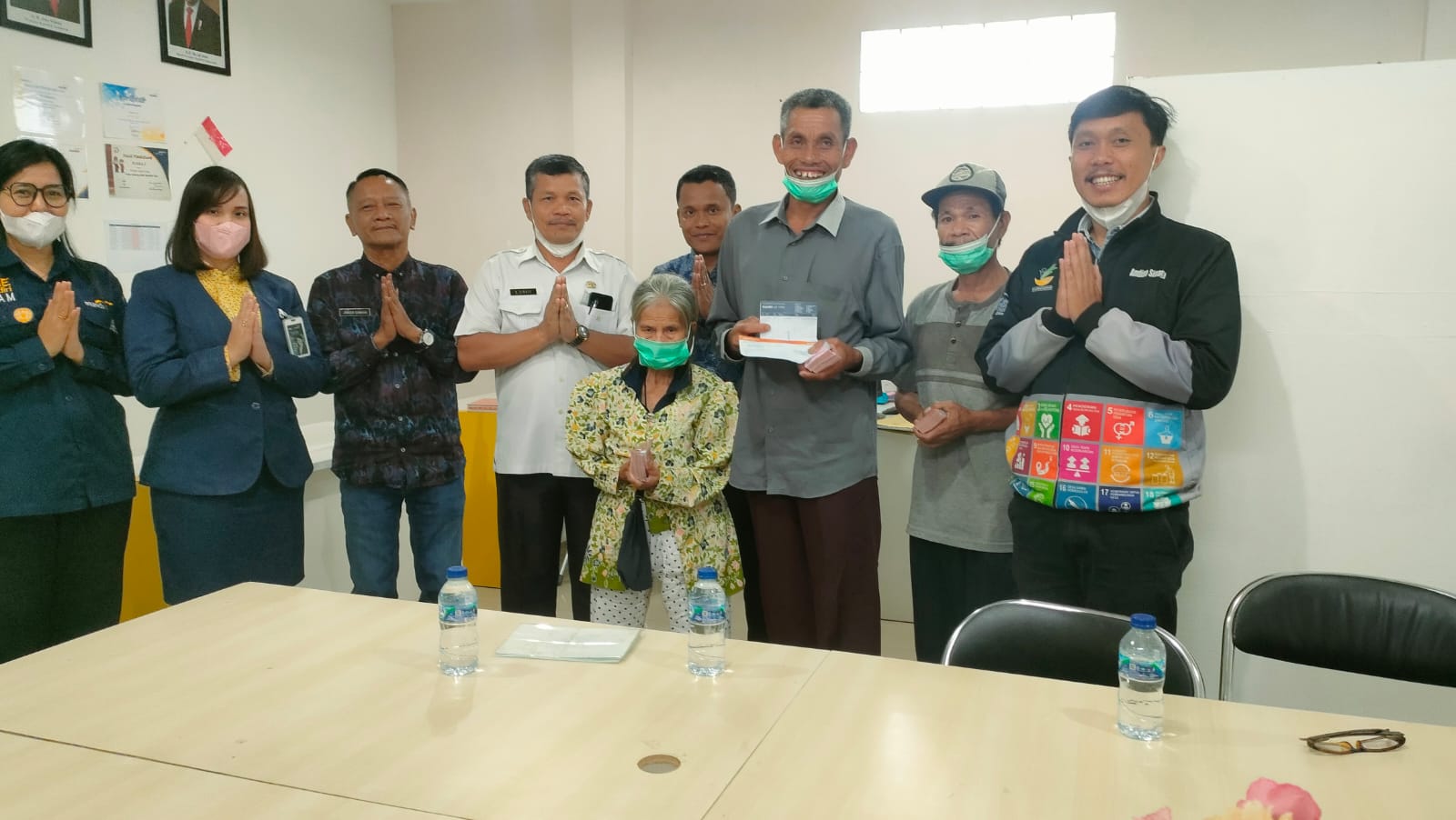 Bansos Rumah Sejahtera Terpadu Diterima Warga Desa Sigodang Tua, Silaen