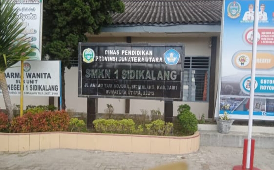 Soal Dan BOS, Kepsek SMK Negeri 1 Dairi Diduga kurang Transparan