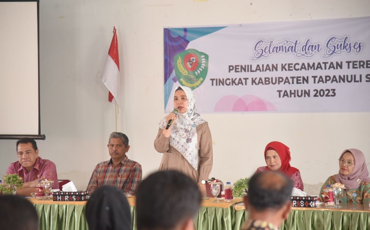 Tinjau Kesiapan Kecamatan Terbaik di Sipirok, Rosalina Dolly Pasaribu : Bangun Kerja Sama Tim Yang Solid dan Berikan Inovasi Terbaik