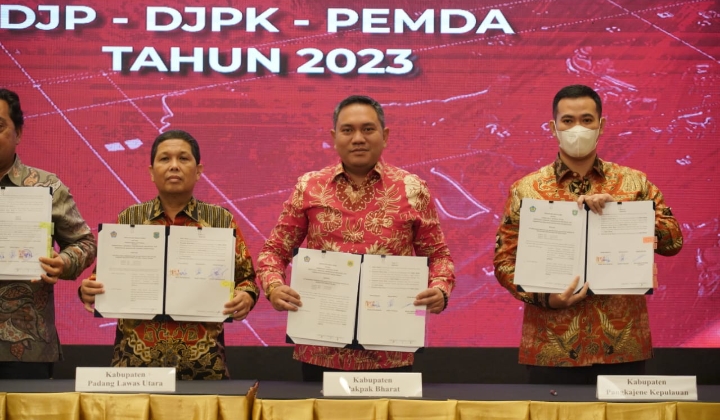 Bupati Pakpak Bharat Hadiir Menandatangani PKS di Gedung Kementerian Keuangan R1